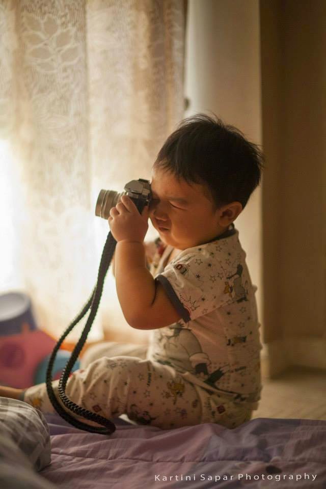 JURUGAMBAR KECIL YANG MEMIKAT HATI.