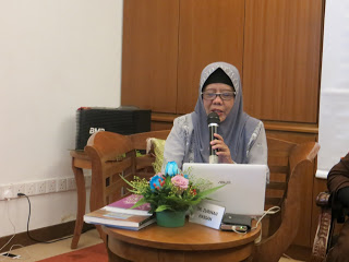 Mak cik tak tahu on internet