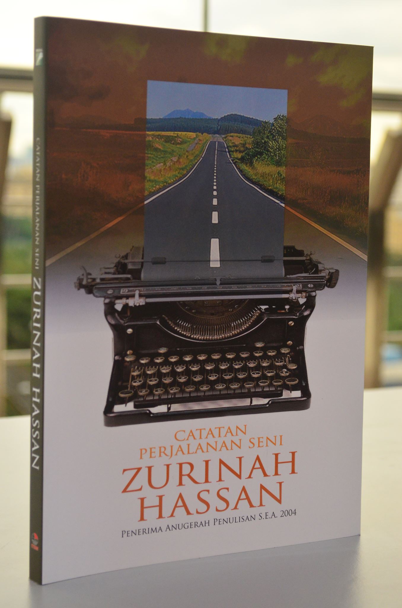 Catatan Perjalanan Seni Zurinah Hassan